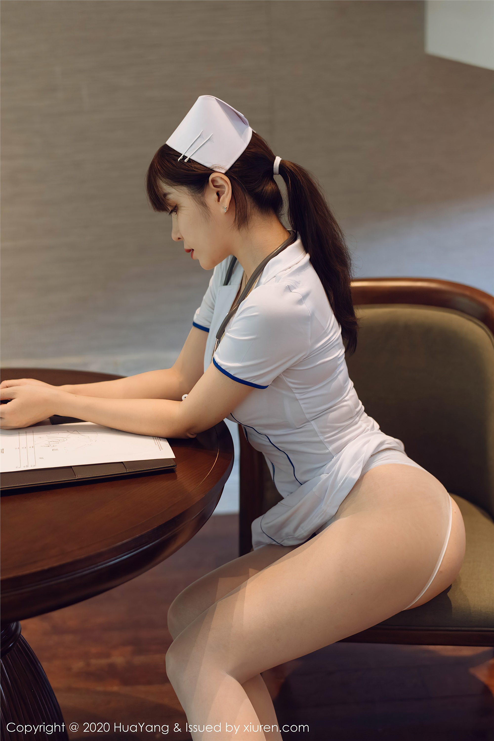 HuaYang花漾 2020.11.27 Vol.330 王雨纯